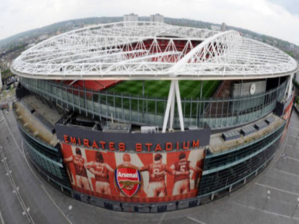 Sân nhà các CLB London thay đổi ra sao từ khi Arsenal đến The Emirates