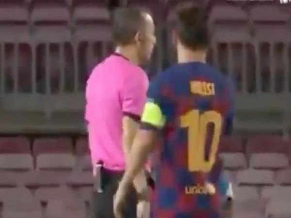 Messi bị trọng tài trả đũa sau khi từ chối bắt tay