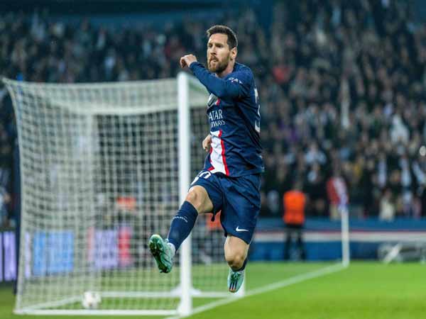                    Messi với bảng thành tích nổi bật