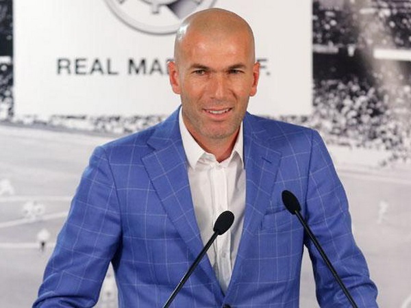 Huấn luyện viên nổi tiếng Zinedine Zidane