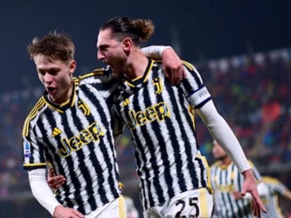 Bóng đá Quốc Tế 2/12: Juventus giành thắng lợi trước Monza