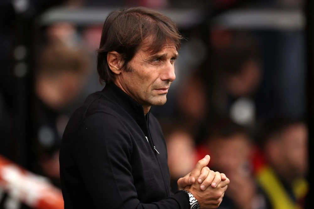 HLV xuất sắc nhất thế giới - Antonio Conte