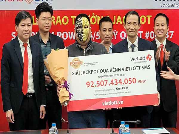 Mất ngủ vì trúng giải đặc biệt Jackpot hơn 90 tỷ đồng