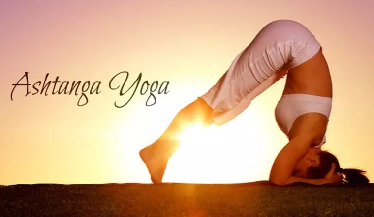 Ashtanga Yoga là gì? Lợi ích và tư thế đơn giản