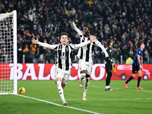 BĐ Ý: Juventus chính thức có mặt trong top 4 Serie A