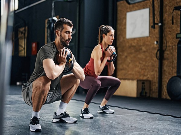 Cách squat giúp mông nở mà chân vẫn thon gọn