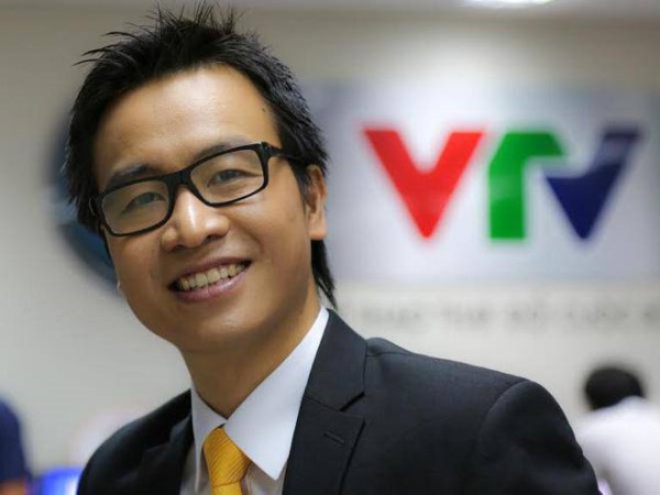 Bình luận viên Tạ Biên Cương thương hiệu trận cầu lịch sử Bình luận viên Tạ Biên Cương thương hiệu trận cầu lịch sử