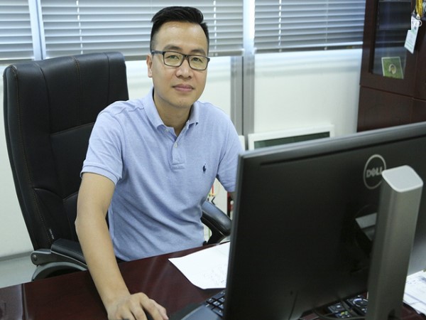Phong cách bình luận độc đáo Tạ Biên Cương