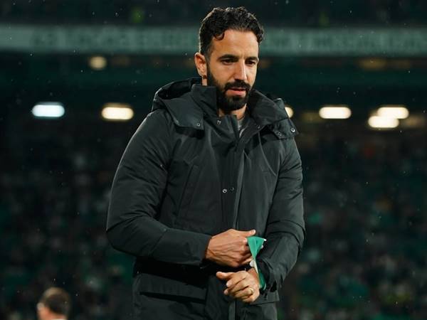 Lối thoát nào cho triều đại Ruben Amorim