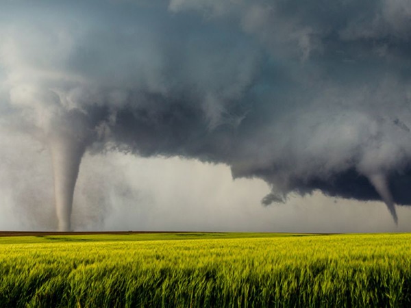 Nằm mơ thấy lốc xoáy là điềm gì, con số gì xóa xui?