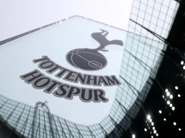 Ý nghĩa logo Tottenham và biểu tượng chú gà trống nổi tiếng